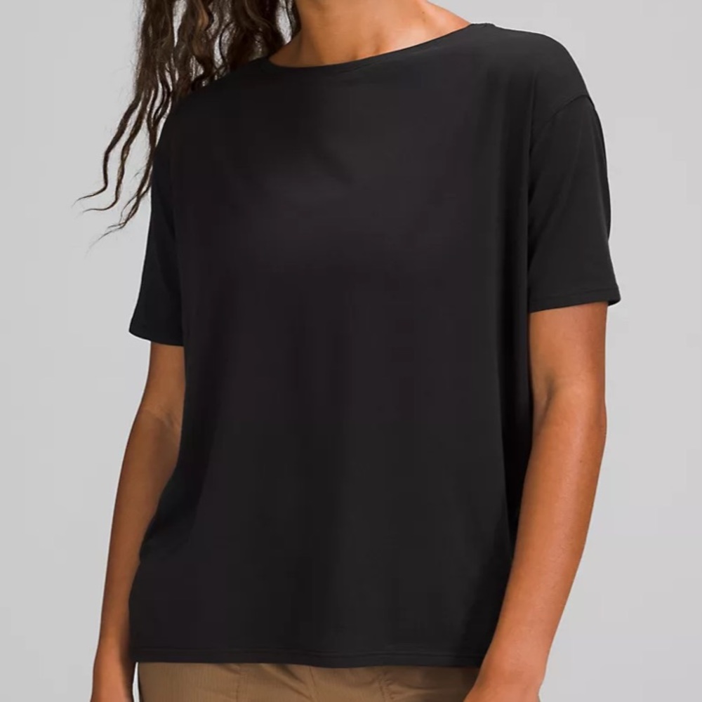 lululemon athletica black back in action tee size 10